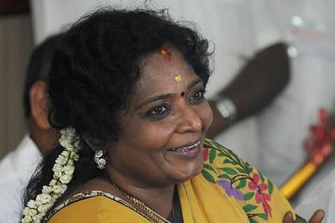 மேகேதாட்டுவில் அணை; தமிழகத்தில் யாரும் எதிர்ப்புக் குரல் எழுப்பாதது வியப்பளிக்கிறது: தமிழிசை