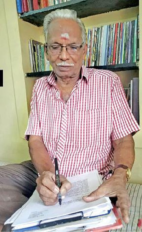 அகவை 80... படைப்புகள் 600... 60 ஆண்டுகளாக எழுதிக் கொண்டிருக்கும் துடுப்பதி ரகுநாதன்!