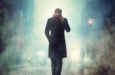 1000 மீட்டர் உயரத்தில் தவித்த பிரபாஸ், ஷ்ரத்தா: ‘சாஹோ’ படப்பிடிப்பில் பரபரப்பு