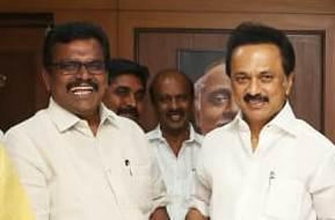 திமுகவில் இணைந்தார் தங்க தமிழ்ச்செல்வன்