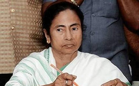 மம்தா பானர்ஜி ‘மீம்ஸ்’ வழக்கு: மேற்கு வங்க அரசுக்கு உச்சநீதிமன்றம் நோட்டீஸ்