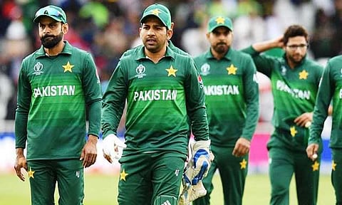 பாகிஸ்தான் அணி உலகக்கோப்பை அரையிறுதிக்குத் தகுதி பெற முடியுமா? வாய்ப்புகள் என்ன?