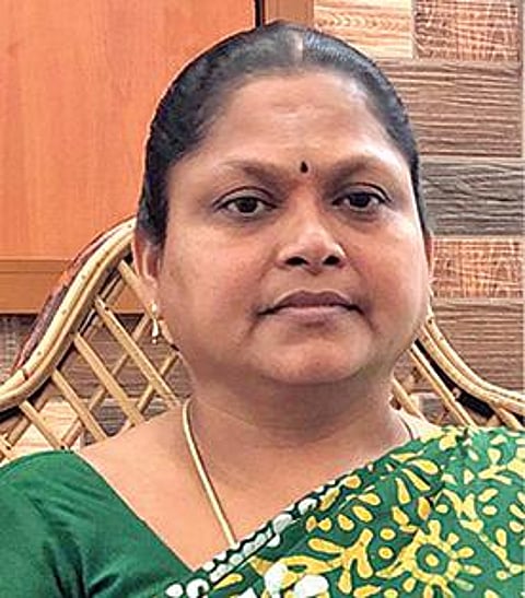 மக்களுக்காகப் போராடியது குற்றமா?- முகிலனின் மனைவி பேட்டி