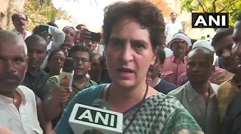 சிறையில் இருக்கத் தயார்; உயிரிழந்தவர்களின் குடும்பத்தினரைக் காணாமல் திரும்பமாட்டேன்: பிரியங்கா உறுதி