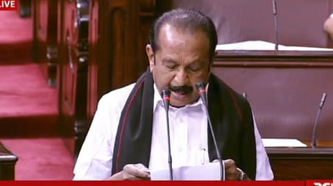 மாநிலங்களவை எம்.பி.யாக வைகோ பதவியேற்பு: கைதட்டி ஆரவாரம்