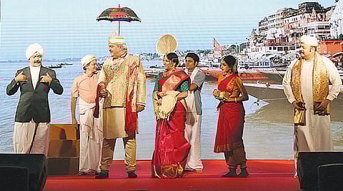 நெருப்பை சுமந்த கருப்பை!- புத்தக திருவிழாவுக்கு வந்த `பாரதி யார்?’