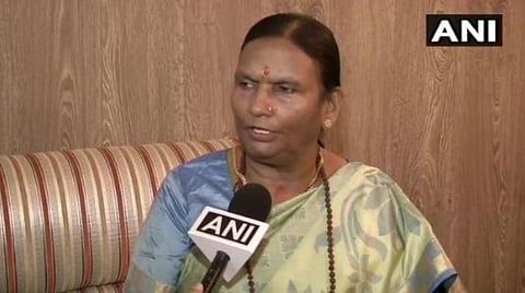 ஆசம்கானை பதவி நீக்கம் செய்ய வேண்டும்: பாஜக எம்.பி ரமாதேவி வலியுறுத்தல்