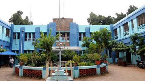 ஹெச்ஐவி தொற்று ரத்தம் ஏற்றப்பட்ட விருதுநகர் பெண்ணின் குழந்தைக்கு தொற்று இல்லை: 2-ம் கட்ட பரிசோதனை முடிவில் அறிவிப்பு