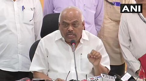 கர்நாடக சபாநாயகர் ரமேஷ் குமார் : கோப்புப்படம்