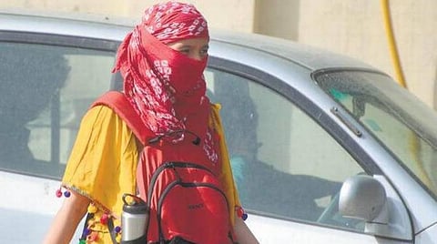 தமிழகம், புதுச்சேரியில் வறண்ட வானிலை நிலவும்: 7 நகரங்களில் 100 டிகிரி வெயில்