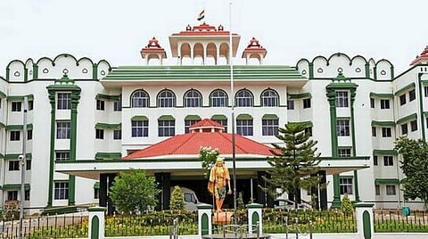 ‘இந்து தமிழ்’ செய்தி பொதுநல வழக்கானது; தந்தை, மகன் கொலையில் அறிக்கை தாக்கல் செய்ய உத்தரவு