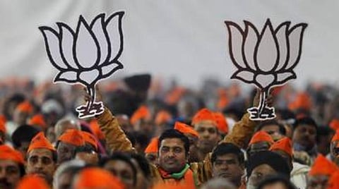 உ.பி.யில் எஸ்பி, பிஎஸ்பி கட்சிகளைச் சேர்ந்த மேலும் சில தலைவர்கள் பாஜகவில் சேர திட்டம்