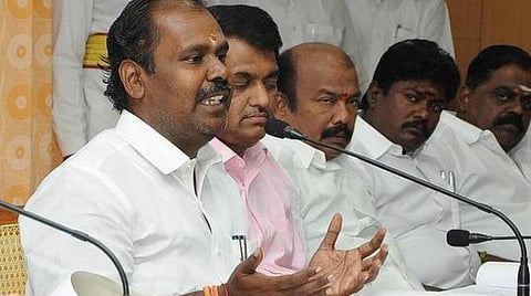 கஜா புயலின்போது ஒரு மீனவரைக் கூட இழக்கவில்லை: அமைச்சர் உதயகுமார் பெருமிதம்