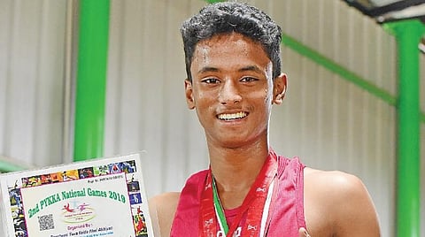 குத்துச்சண்டையில் கலக்கும் கோவை மாணவர்