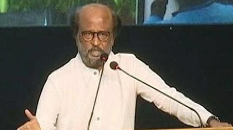 சென்னையில் நடந்த நூல் வெளியீட்டு விழாவில் நடிகர் ரஜினிகாந்த் பேசியகாட்சி