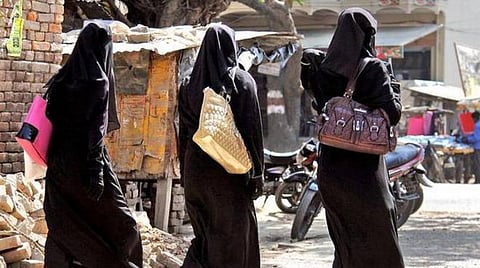 முத்தலாக்கை எதிர்த்து பேசி வரும் முஸ்லிம் பெண்ணின் கணவர் மீது உத்தரபிரதேச மாநிலத்தில் தாக்குதல்