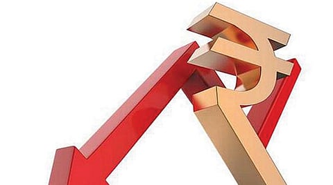 பங்குச் சந்தையில் கடும் சரிவு: டாலருக்கு நிகரான ரூபாய் மதிப்பு வீழ்ச்சி