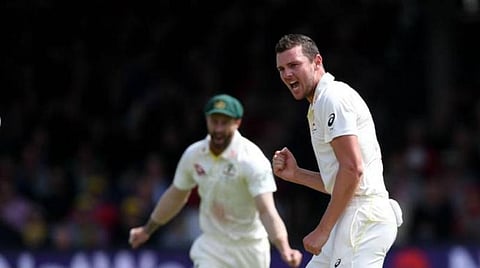 ஆஸி. பவுலர்களின் ‘பவுன்சர் தாக்குதல்’ 258 ரன்களுக்குச் சுருண்ட இங்கிலாந்து; தொடர்ச்சியாக 3வது முறை வார்னரை வீழ்த்திய ஸ்டூவர்ட் பிராட்