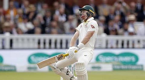 ஆஸி. வீரர் லபுஷேன், ஆர்ச்சர் பவுன்சரில் அடி வாங்கிய காட்சி. | கெட்டி இமேஜஸ்.