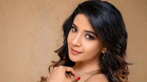 சமூக வலைதளத்தில் தொடர்ந்த கிண்டல்: சாடிய சாக்ஷி அகர்வால்