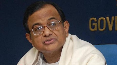 சிதம்பரத்துக்கு எதிராக சிபிஐயும் லுக் அவுட் நோட்டீஸ்