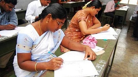 ஆசிரியர் தகுதித்தேர்வு 2-ம் தாள் முடிவுகள் வெளியீடு: ஆக.26-ல் அசல் மதிப்பெண் சான்றிதழ்