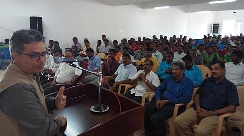 மத்திய அரசின் நீரி அமைப்பின் இயக்குநர் ராகேஷ்.