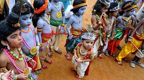 இன்று கிருஷ்ண ஜெயந்தி விழா: முதல்வர், தலைவர்கள் வாழ்த்து 