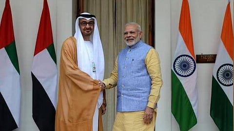 காஷ்மீர் சிறப்பு அந்தஸ்து ரத்துக்கு பிறகு ஐக்கிய அரபு அமீரகத்தின் உயரிய விருதை பெறுகிறார் நரேந்திர மோடி: பாகிஸ்தானுக்கு பெரும் பின்னடைவு