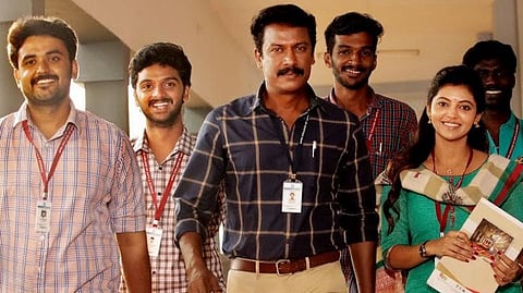 'அடுத்த சாட்டை' வெளியீட்டில் சிக்கல்: ட்விட்டரில் சமுத்திரக்கனி - லிப்ரா நிறுவனம் வார்த்தைப் போர்!