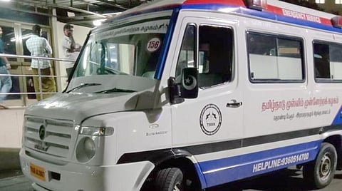 புற்றுநோயால் பாதிக்கப்பட்ட 13 வயது சிறுவனின் உயிரைக் காப்பாற்ற ராமநாதபுரத்தில் இருந்து புதுச்சேரிக்கு 4.30 மணிநேரத்தில் பறந்த ஆம்புலன்ஸ்