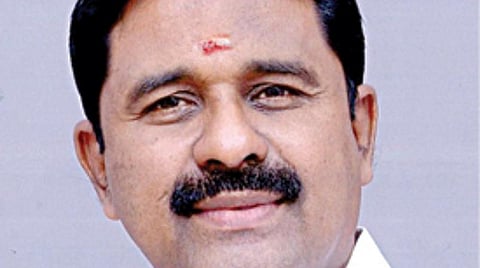 மின்னணு குடும்ப அட்டையைப் பயன்படுத்தி எந்த ரேஷன் கடையிலும் பொருட்கள் பெறலாம்: திட்டம் விரைவில் தொடங்கும் என அமைச்சர் தகவல்