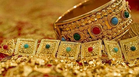 ஒரு சவரன் ஆபரணத் தங்கத்தின் விலை ரூ.328 குறைந்தது; இப்போது என்ன விலை?
