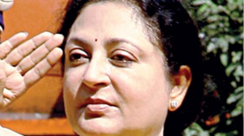 மேகாலயாவுக்கு இடமாற்றம் செய்யப்பட்ட சென்னை உயர் நீதிமன்ற தலைமை நீதிபதி: விஜய கம்லேஷ் தஹில் ரமானி ராஜினாமா