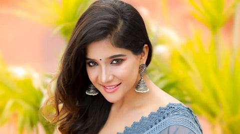 பிக் பாஸ் சர்ச்சை: மன்னிப்பு கோரிய சாக்ஷி அகர்வால்