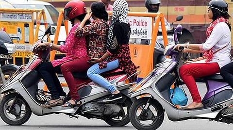 குஜராத், மகாராஷ்டிராவை தொடர்ந்து கர்நாடகாவிலும் வாகனச்சட்ட அபராதம் குறைப்பு: முதல்வர் எடியூரப்பா தகவல்