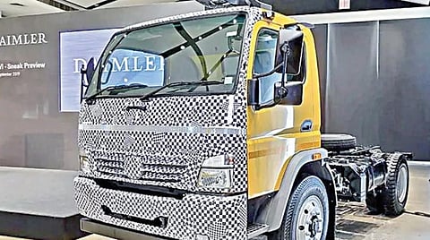 பிஎஸ் 6 தரத்தில் டெய்ம்லர் வாகனங்கள்