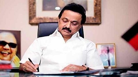 சட்டவிரோத பேனர், பிளக்ஸ் இனி கிடையாது : உயர் நீதிமன்றத்தில் திமுக பிரமாண பத்திரம் தாக்கல்