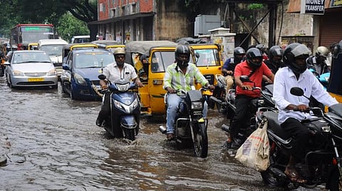 சென்னை, திருவள்ளூர், காஞ்சிபுரம் மாவட்டங்களில் ஒரே இரவில் கொட்டித் தீர்த்த மழை: செப்டம்பரில் அதிகபட்ச மழை பதிவான விவரம்