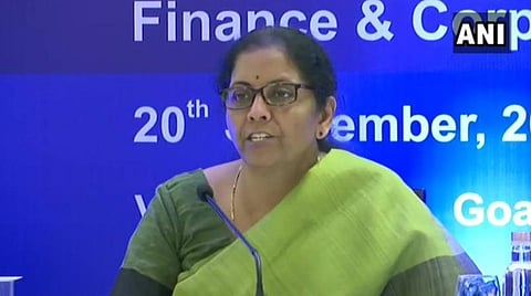 மத்திய நிதிஅமைச்சர் நிர்மலா சீதாராமன் நிருபர்களுக்கு பேட்டி அளித்த காட்சி : படம் ஏஎன்ஐ