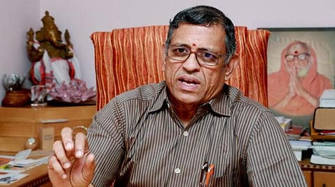 உலகில் தமிழைத் திணிப்பவர் பிரதமர் மோடி: குருமூர்த்தி கருத்து