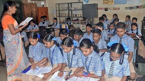 ஆசிரியர் இடமாறுதல், பதவி உயர்வு கலந்தாய்வினை உடனே நடத்துக: தமிழ்நாடு ஆசிரியர் சங்கம் வேண்டுகோள்