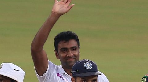 7 விக்கெட்டுகளை வீழ்த்திய மகிழ்ச்சியில் அஸ்வின் : படம் உதவி ட்விட்டர்