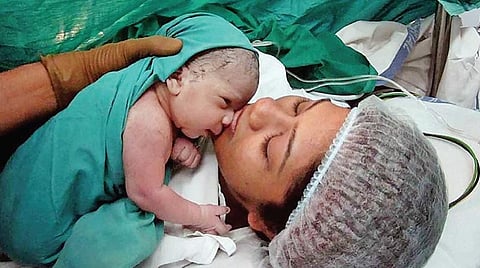 இனி எல்லாம் நலமே 26: பிரசவம் என்னும் மறுபிறவி