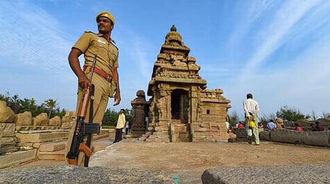 அக்.11, 12-ல் இரு நாட்டு உறவு மற்றும் வர்த்தகம் தொடர்பாக இந்திய பிரதமர் - சீன அதிபர் சந்திப்பு: மாமல்லபுரத்தில் ஏற்பாடுகள் தீவிரம் - பாரம்பரிய சின்னங்களையும் பார்வையிடுகின்றனர்