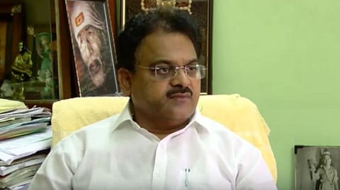 நடிகர் சங்கத்துக்கு பதிவுத்துறை நோட்டீஸ் ஏன்? - பின்னணித் தகவல்களுடன் பூச்சி முருகன் விளக்கம்