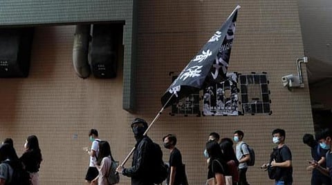 ஹாங்காங் வன்முறை ஆபத்தான சூழலை உருவாக்கும்: கேரி லேம் வருத்தம்