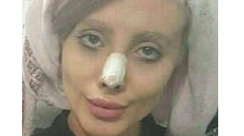 ஈரானில் இஸ்லாமிய நம்பிக்கைகளுக்கு எதிராக கருத்து தெரிவித்த இன்ஸ்டாகிராம் பிரபலம் கைது