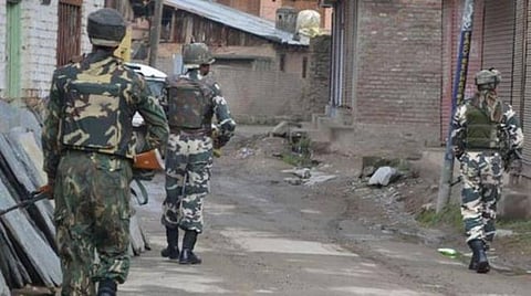 காஷ்மீருக்குள் ஊடுருவ 500 தீவிரவாதிகள் காத்திருப்பு