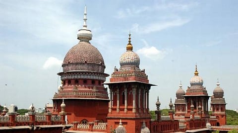 வீட்டை காலி செய்தல் போன்ற பிரச்சினைகளுக்கு வாடகை நீதிமன்றத்தை நாட ஒப்பந்தப் பத்திரம் அவசியமில்லை: சென்னை உயர் நீதிமன்றம் உத்தரவு